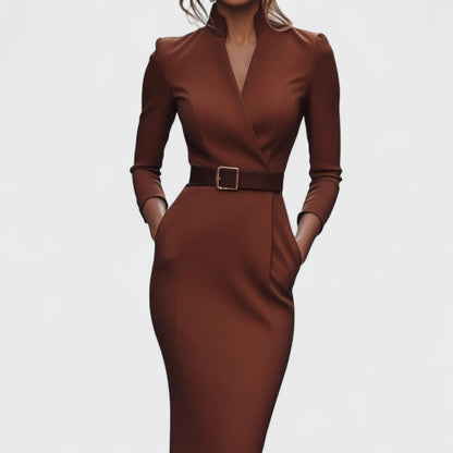 Mandarin™ | Robe Noire Élégante avec Ceinture et Col Mandarin