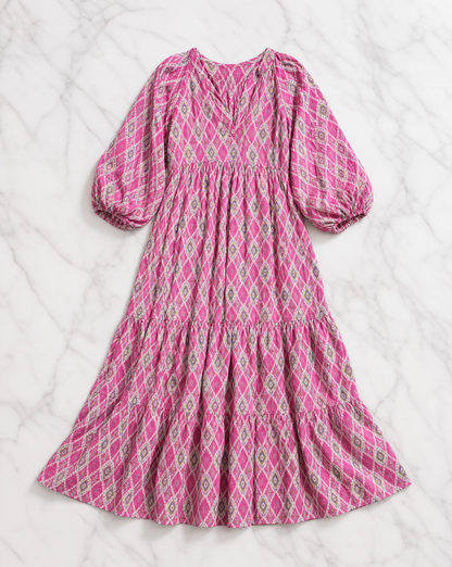 Jaqueline | Robe midi à manches trois-quarts et col en V, imprimée