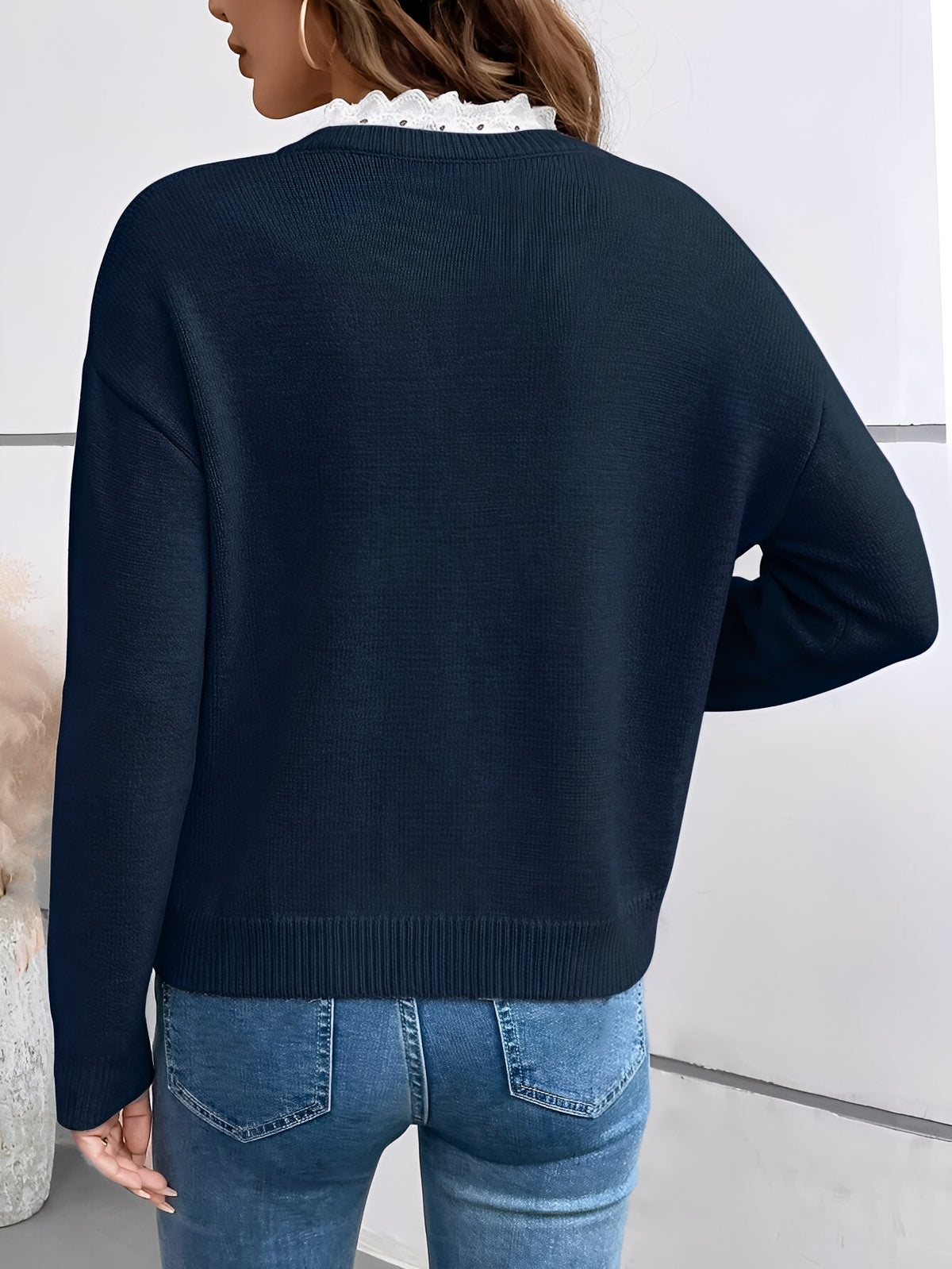 Céline™ | Pull Chic en Tricot avec Col en Dentelle Élégant